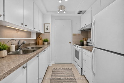 555 Brittany Drive • #PH8 • Ottawa, ON photo 6