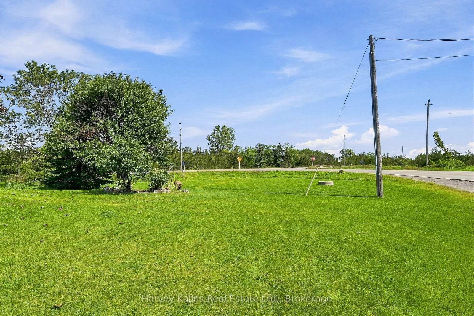 3437 County Rd 2 Road • Prince Edward County, ON photo 32