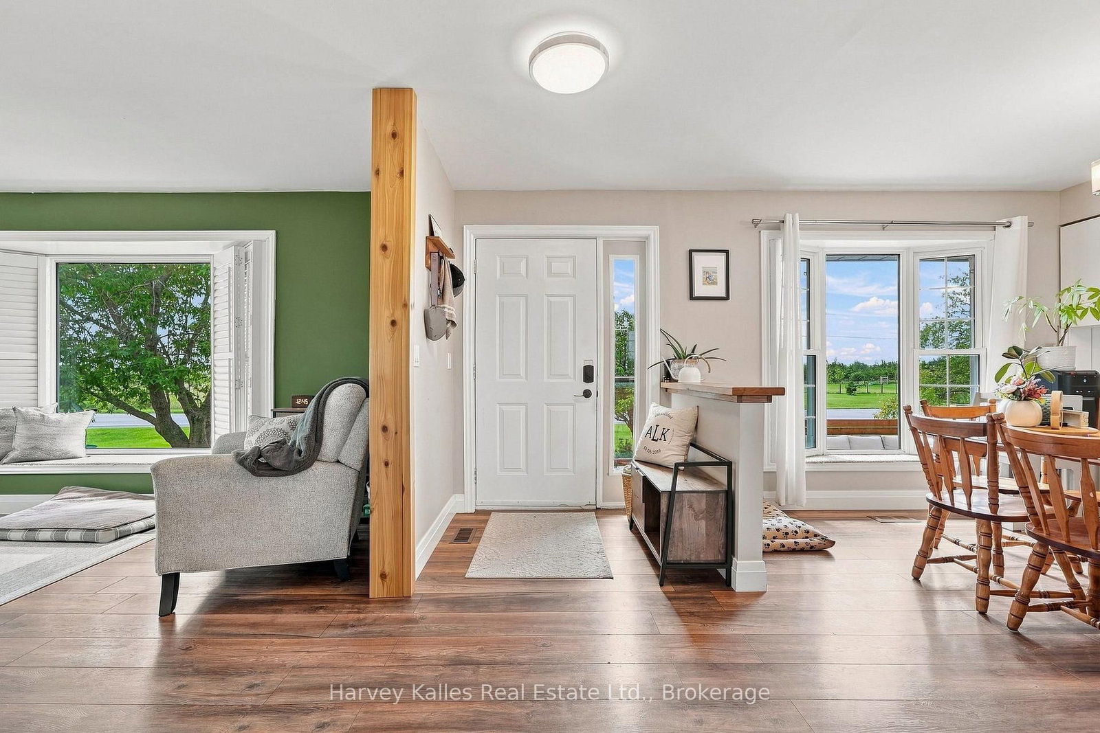 3437 County Rd 2 Road • Prince Edward County, ON photo 4