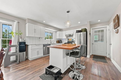 3437 County Rd 2 Road • Prince Edward County, ON photo 8