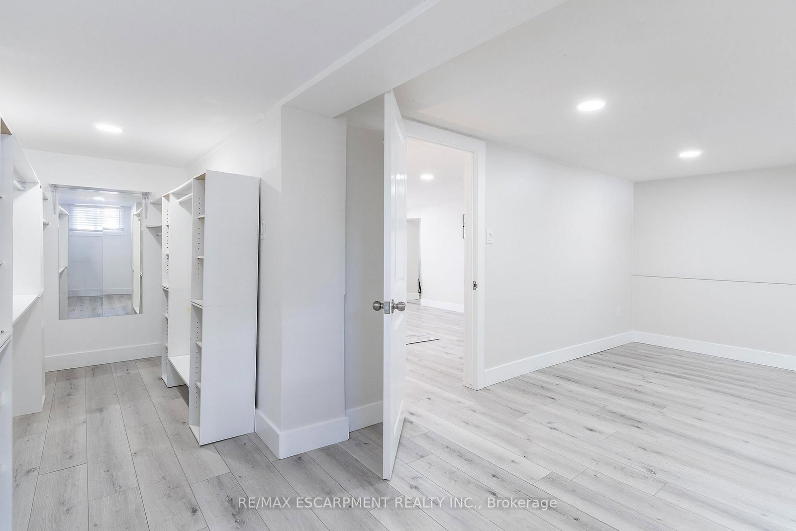 98 Duncombe Drive • Hamilton, ON photo 26