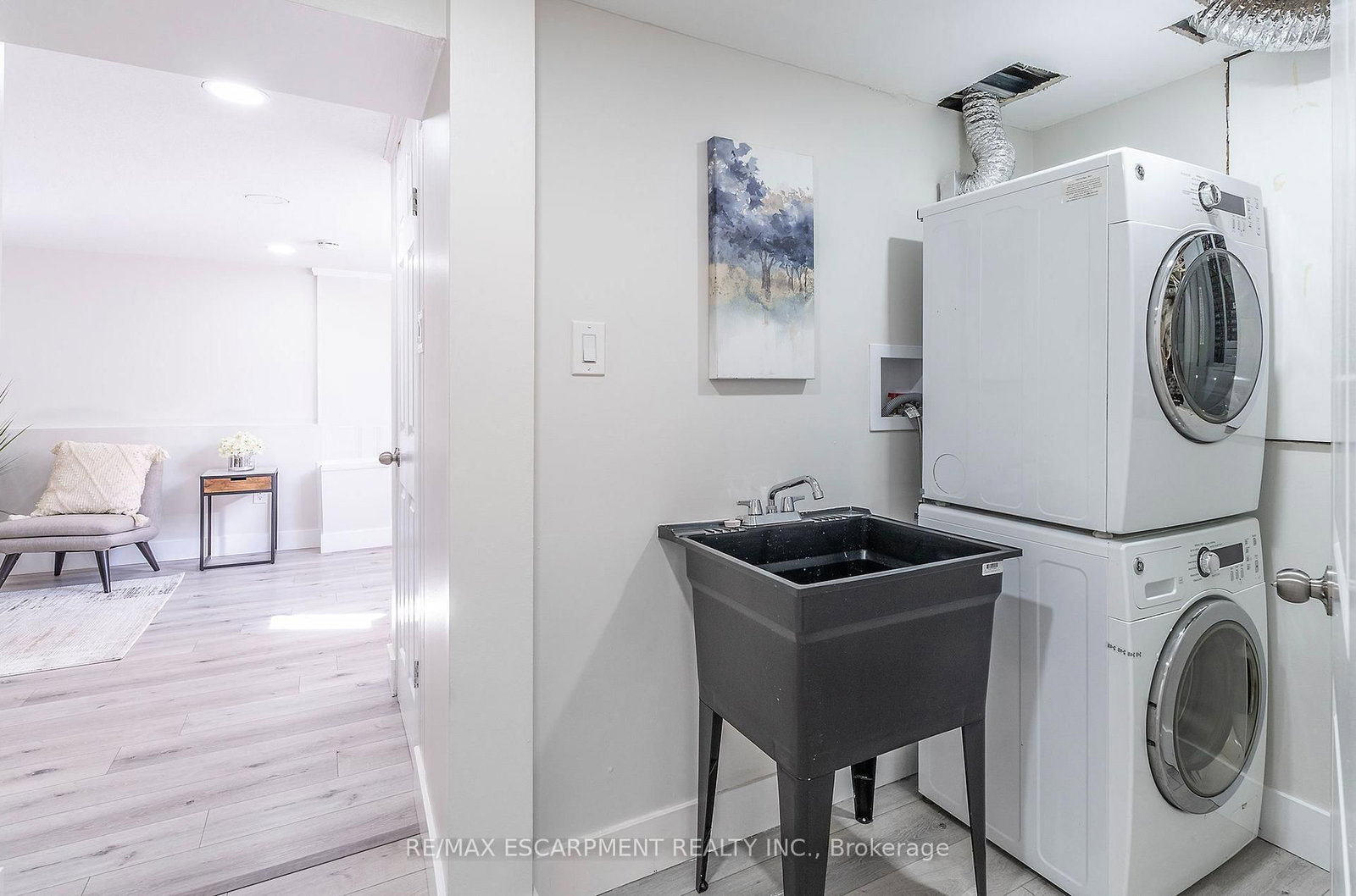 98 Duncombe Drive • Hamilton, ON photo 28