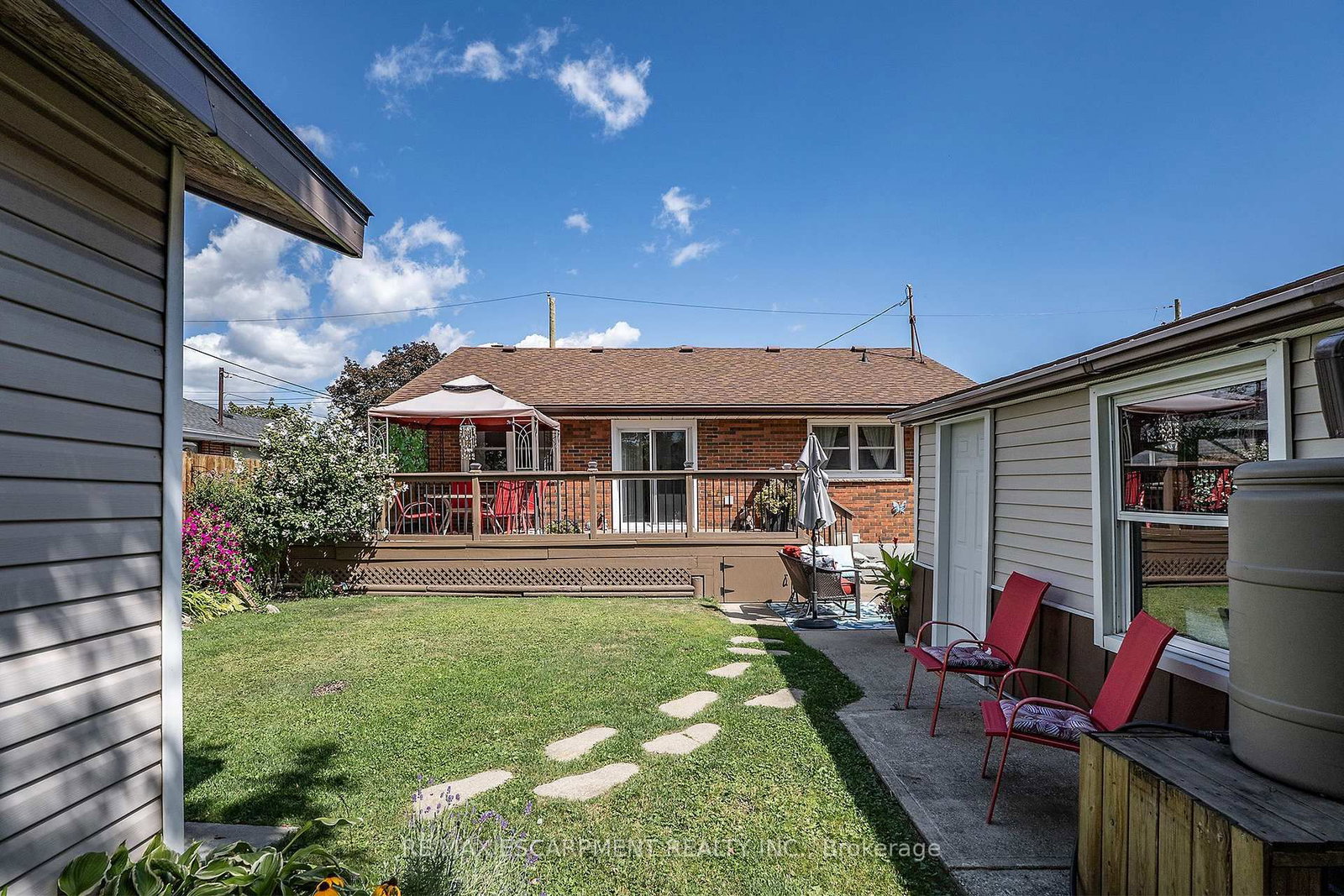 98 Duncombe Drive • Hamilton, ON photo 33