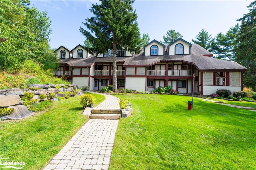 10 COVESIDE Drive • #106 • Huntsville, ON photo 32