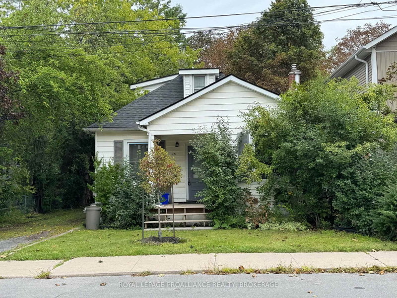 153 Macdonnell Street