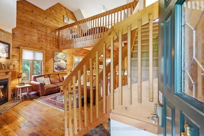 200 TIMMONS Street • Blue Mountains, ON photo 4