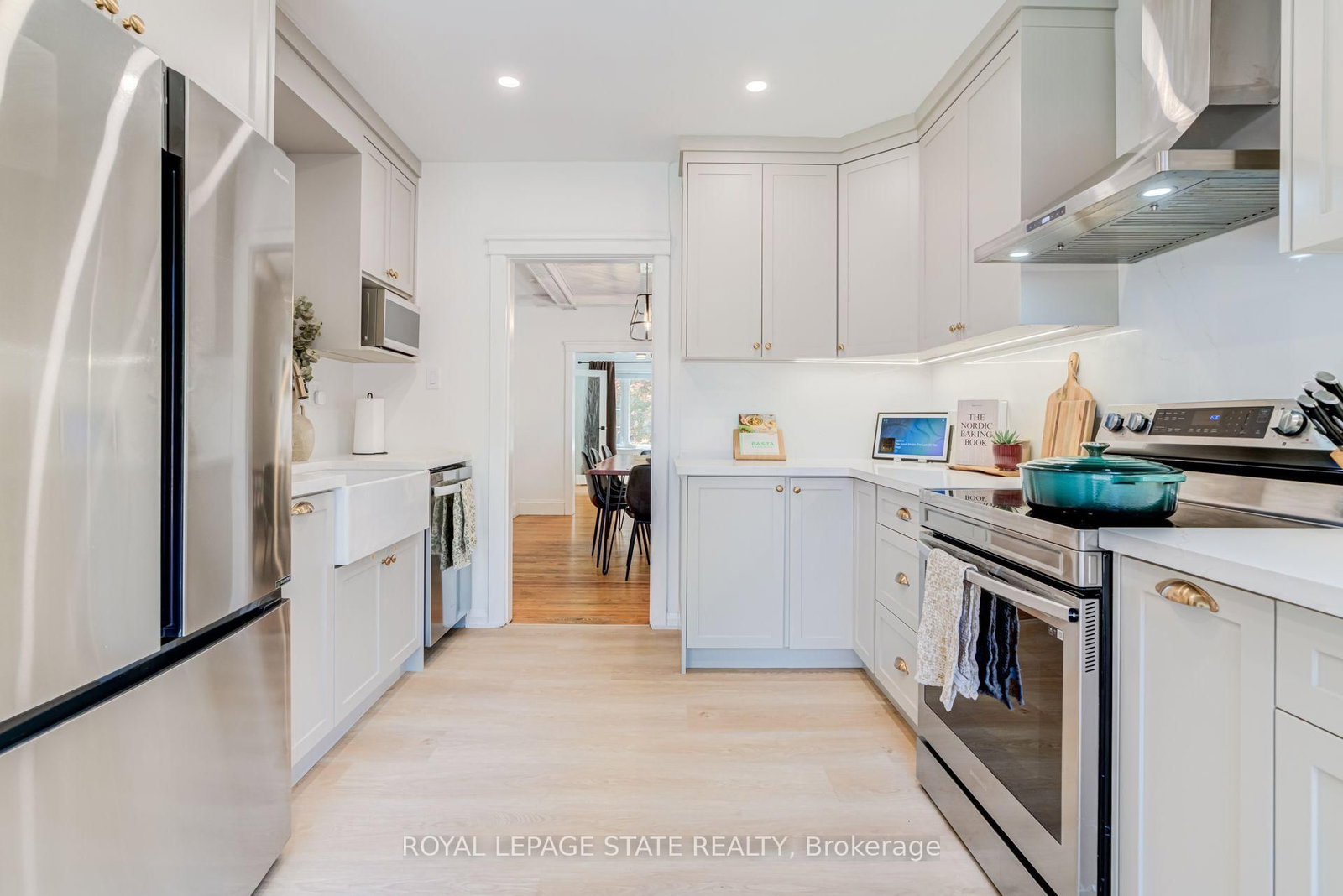 175 Rosslyn Avenue S • Hamilton, ON photo 16