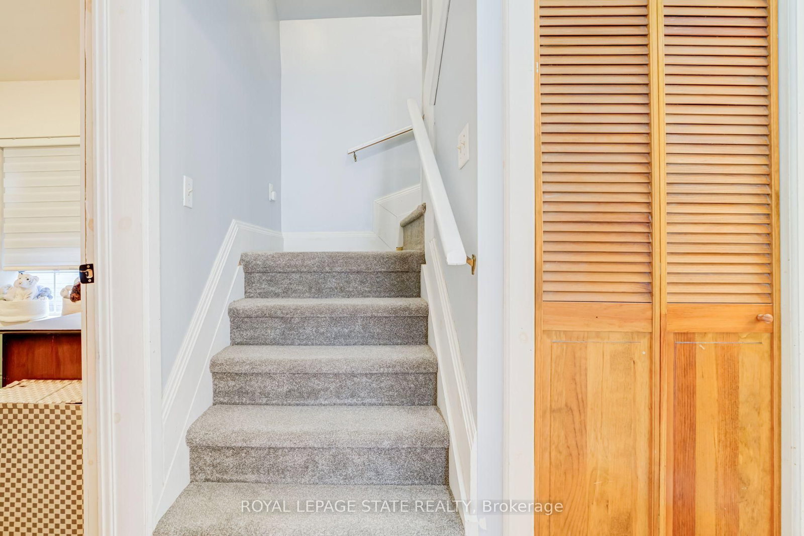 175 Rosslyn Avenue S • Hamilton, ON photo 26