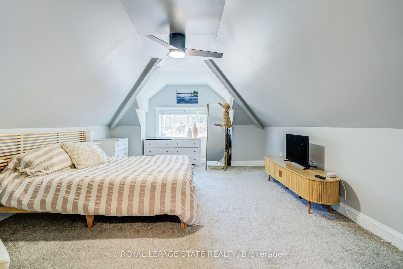 175 Rosslyn Avenue S • Hamilton, ON photo 27