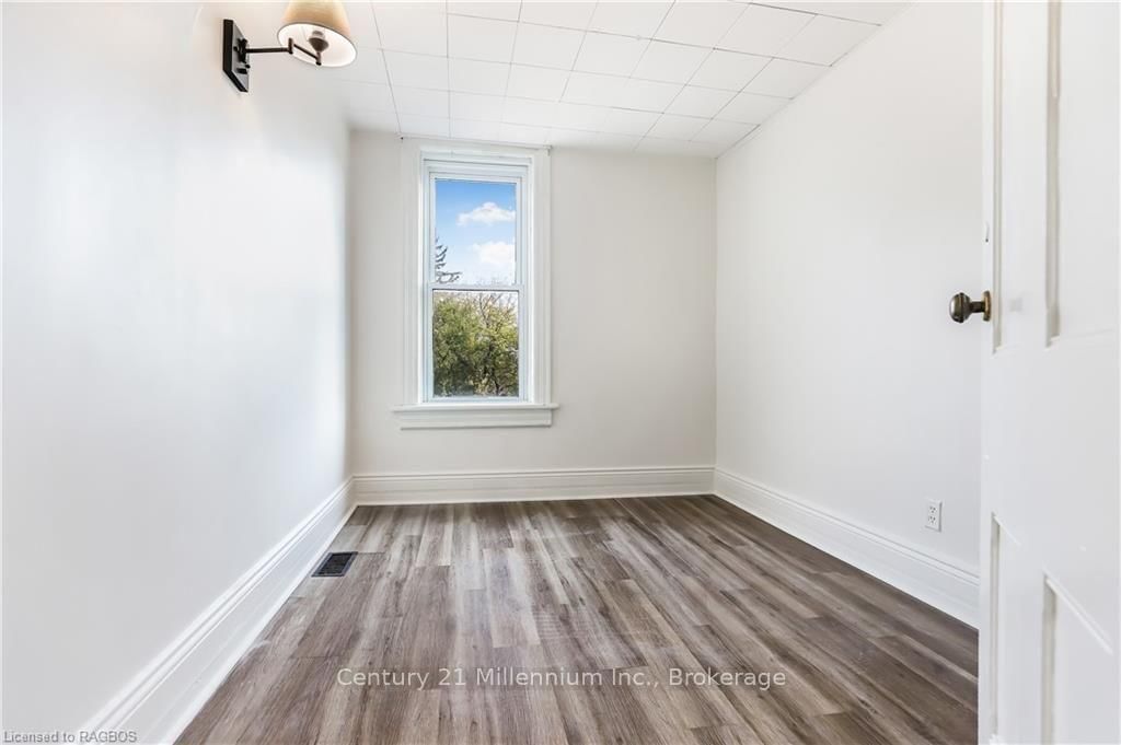 2245 4th Avenue W • Owen Sound, ON photo 16