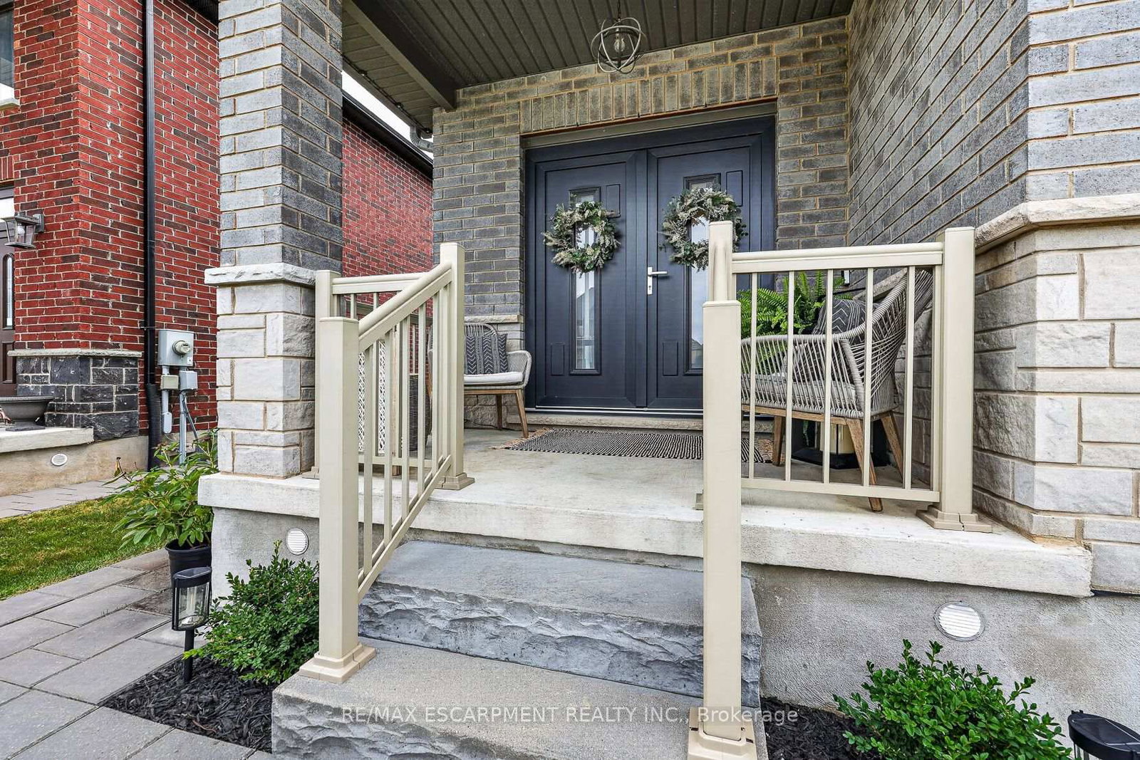 9 Gibbons Road • Brant, ON photo 4