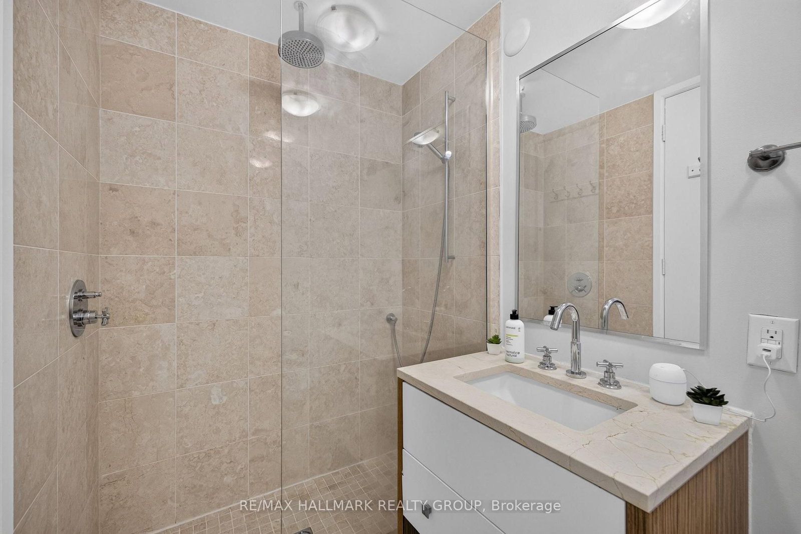 201 Parkdale Avenue • #807 • Ottawa, ON photo 25