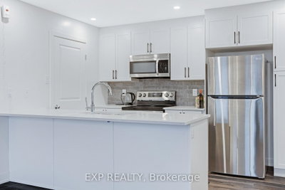 380 ROLLING MEADOW Crescent • #C • Ottawa, ON photo 6