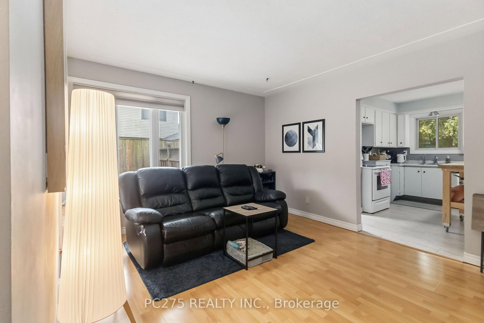 34 Oregon Road • London South, ON photo 14