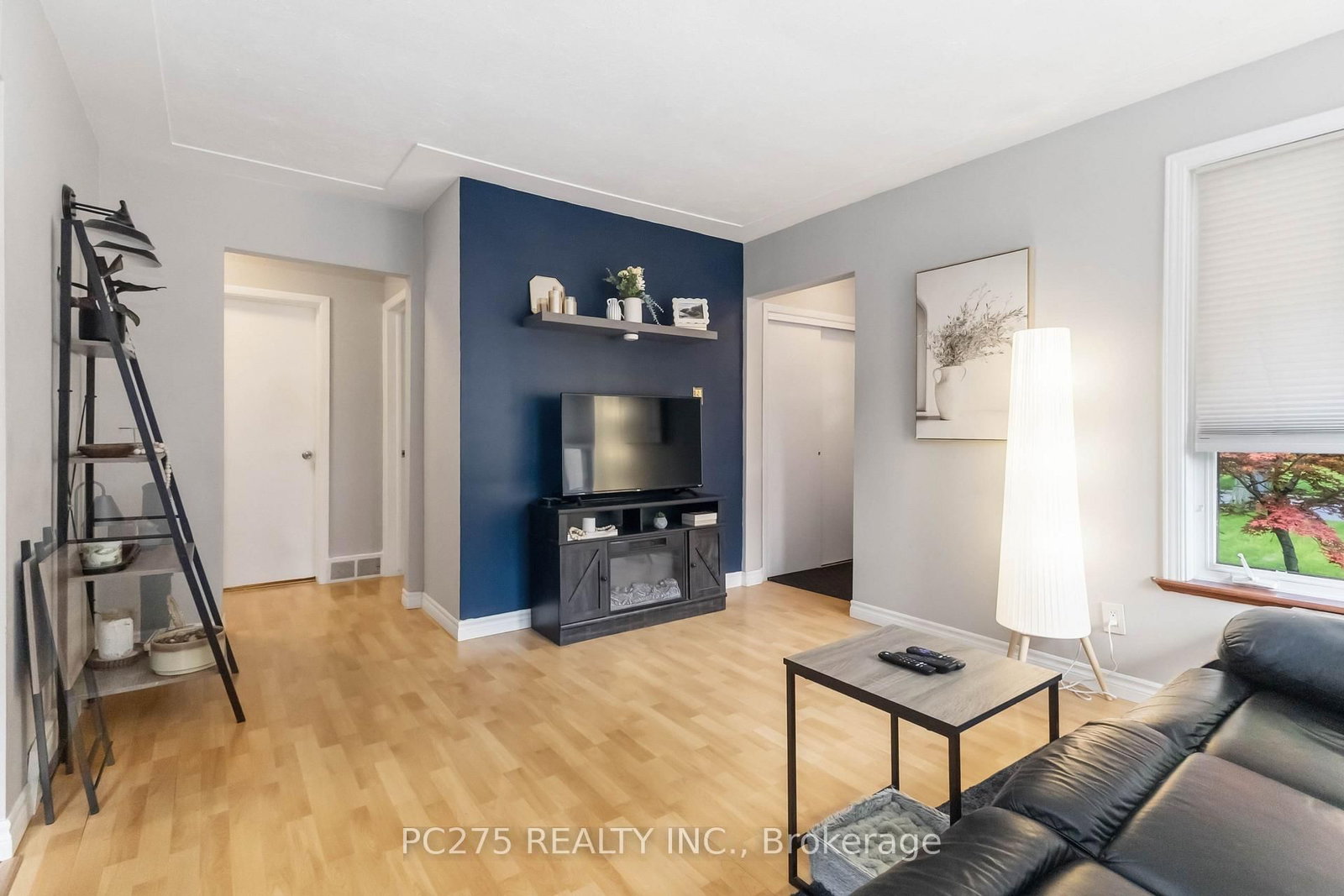 34 Oregon Road • London South, ON photo 15