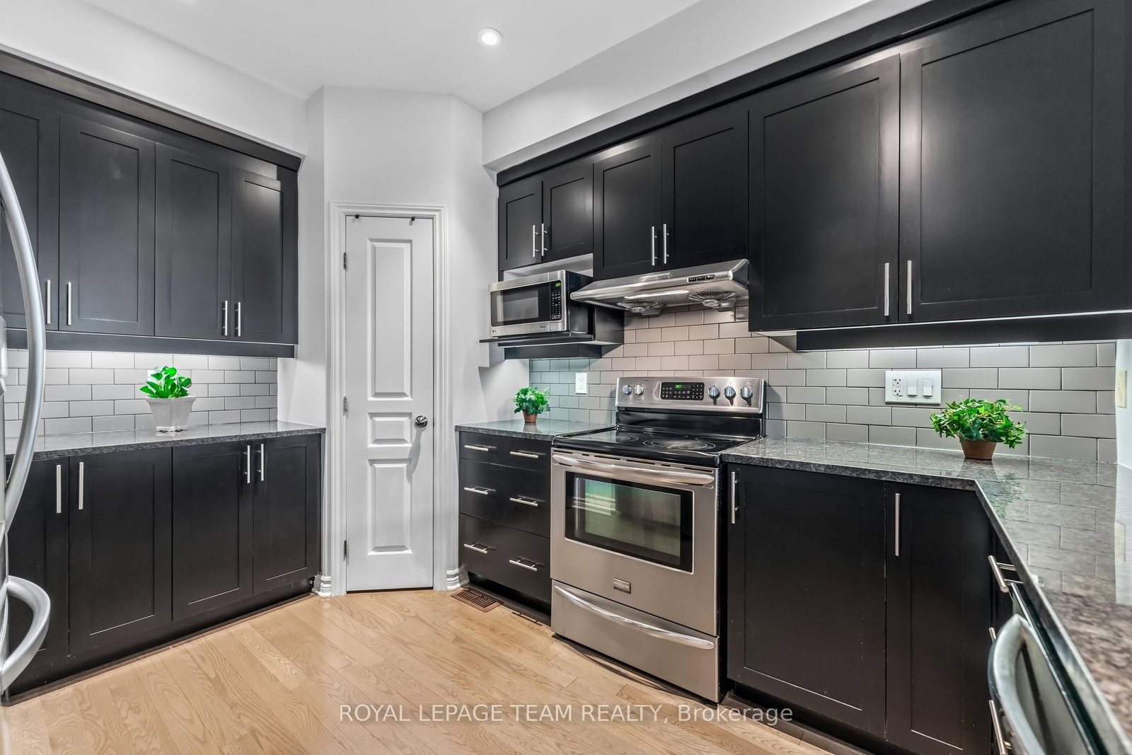 152 Mattingly Way • Ottawa, ON photo 5