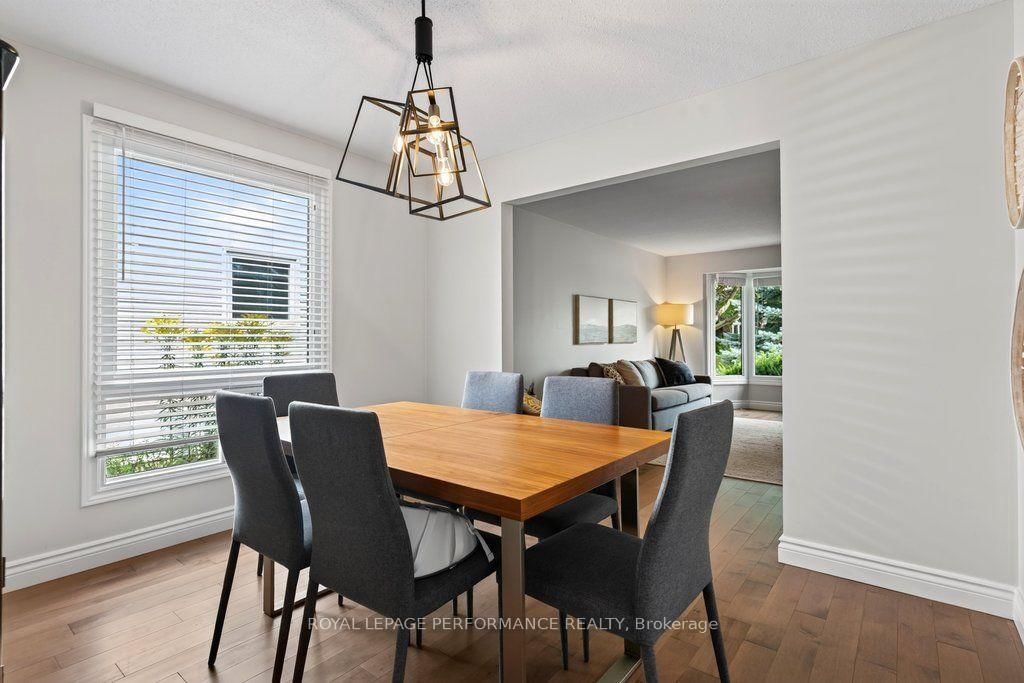 1068 St Germain Crescent • Ottawa, ON photo 15