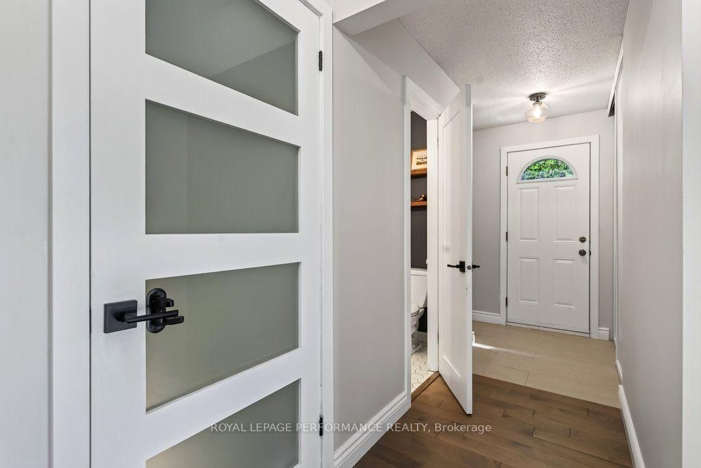 1068 St Germain Crescent • Ottawa, ON photo 25