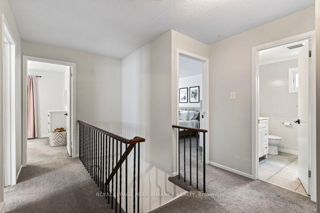 1068 St Germain Crescent • Ottawa, ON photo 26