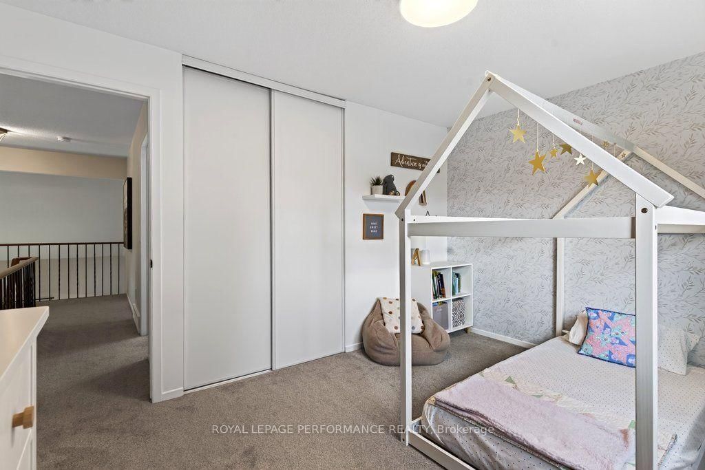 1068 St Germain Crescent • Ottawa, ON photo 34