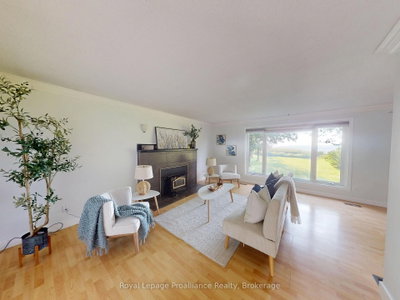 311E County Rd 29 Road • Prince Edward County, ON photo 4