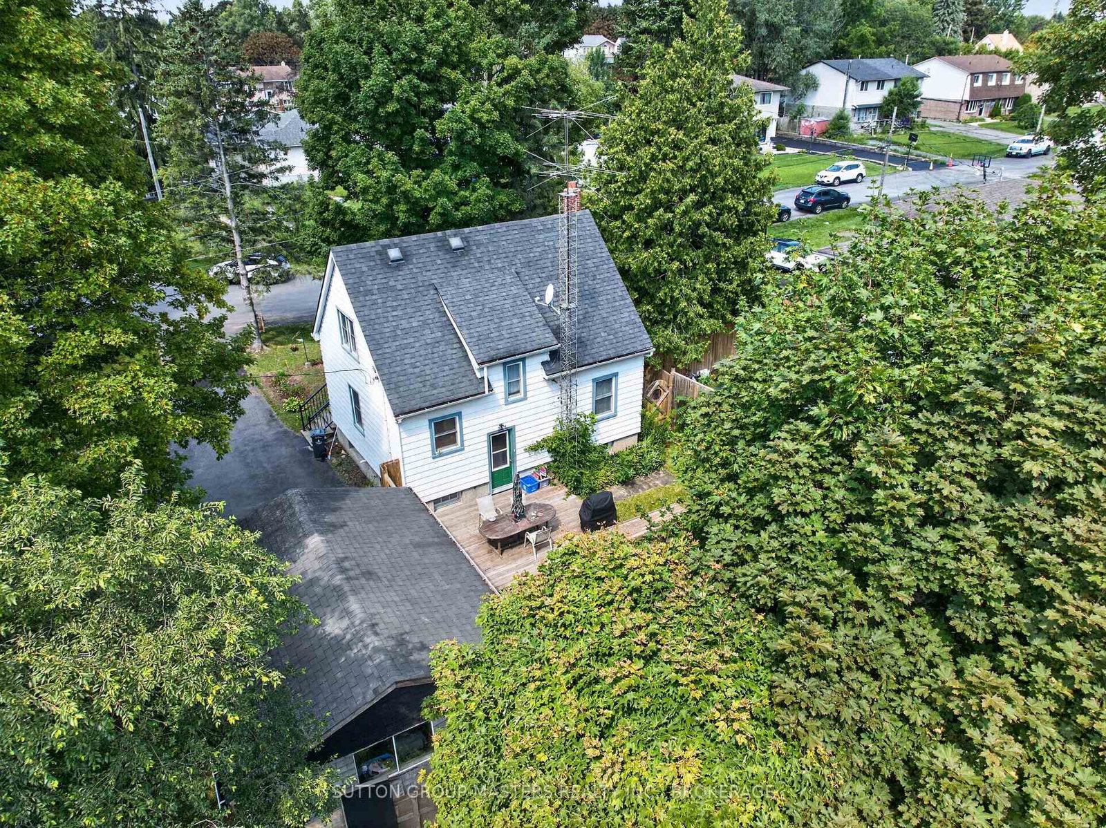 1666-1668 Victoria Street • Kingston, ON photo 8