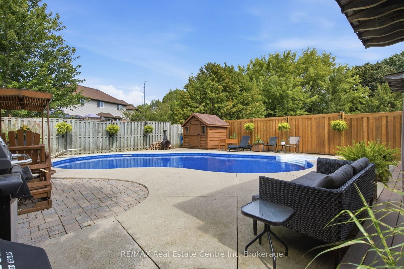 451 Black Street • Centre Wellington, ON photo 3