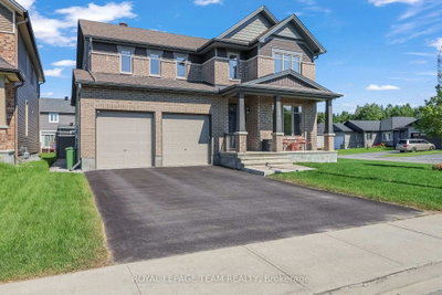494 Central Park Boulevard • Russell, ON photo 3