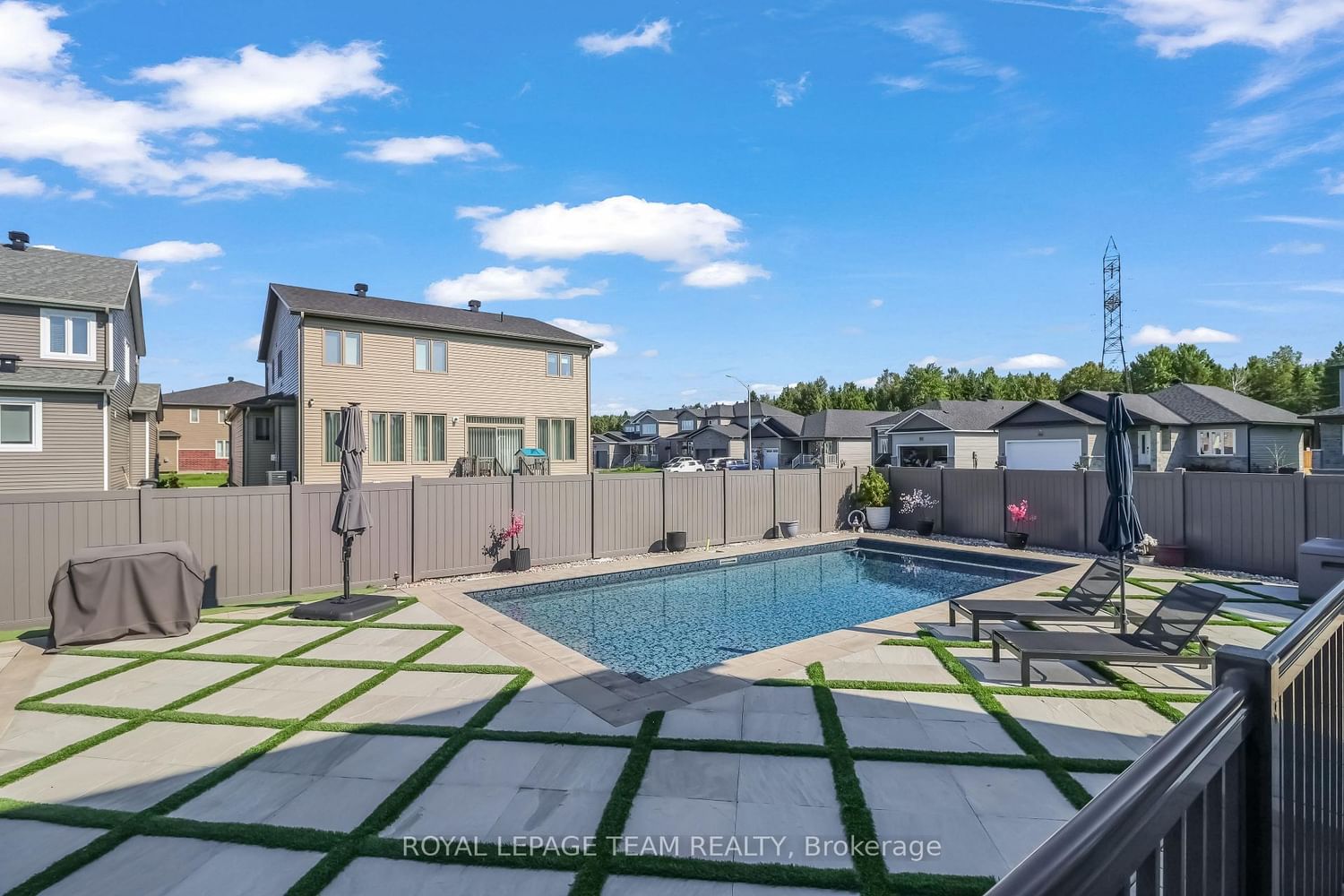 494 Central Park Boulevard • Russell, ON photo 35