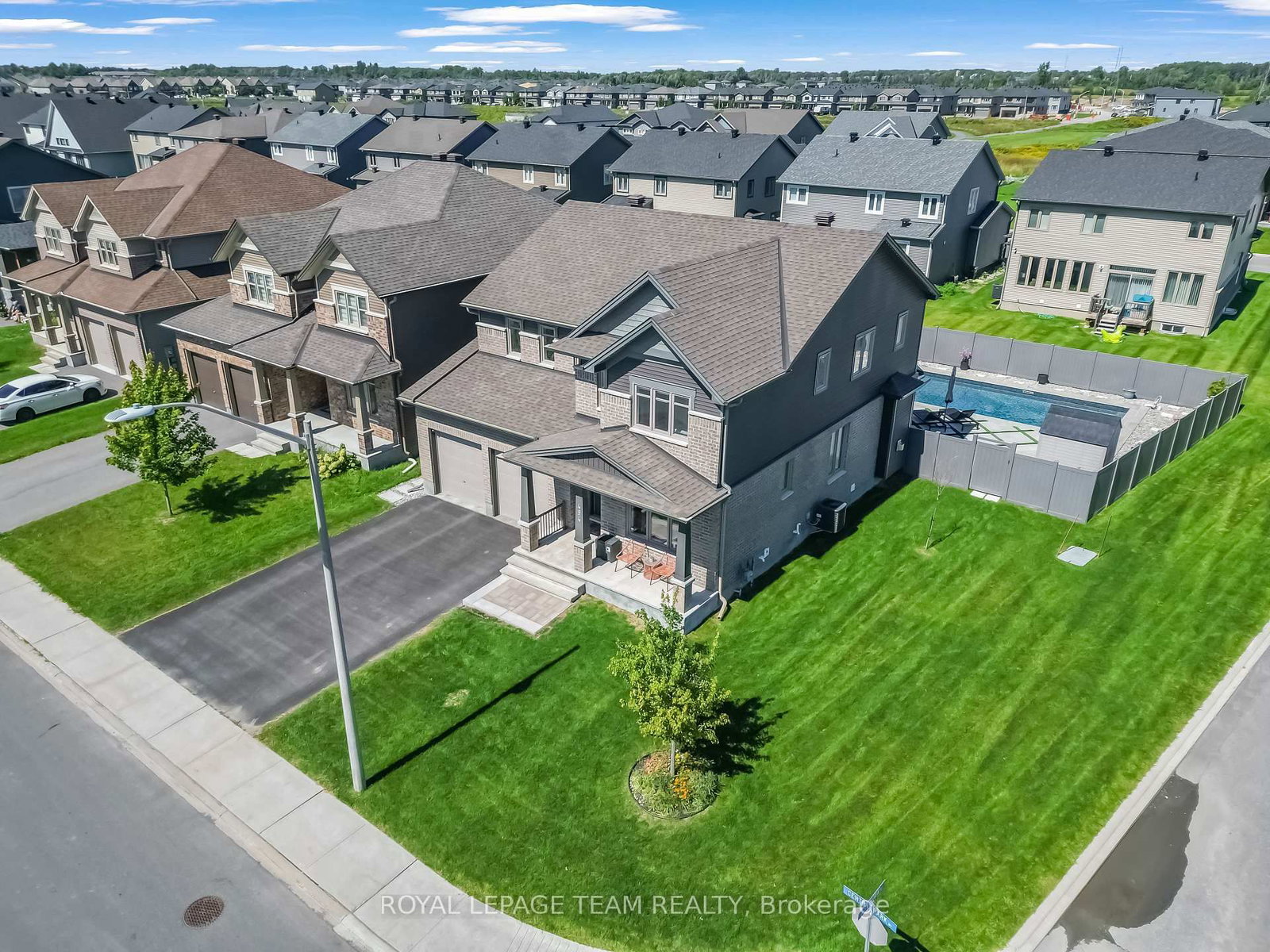 494 Central Park Boulevard • Russell, ON photo 38