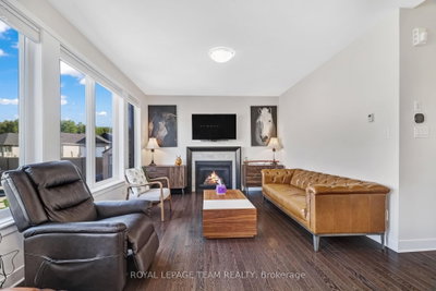 494 Central Park Boulevard • Russell, ON photo 9