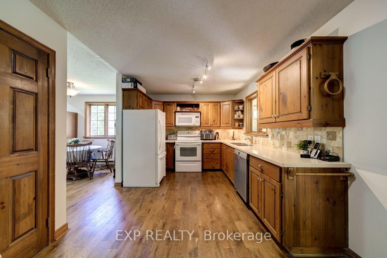 49 King Street W • Blue Mountains, ON photo 17