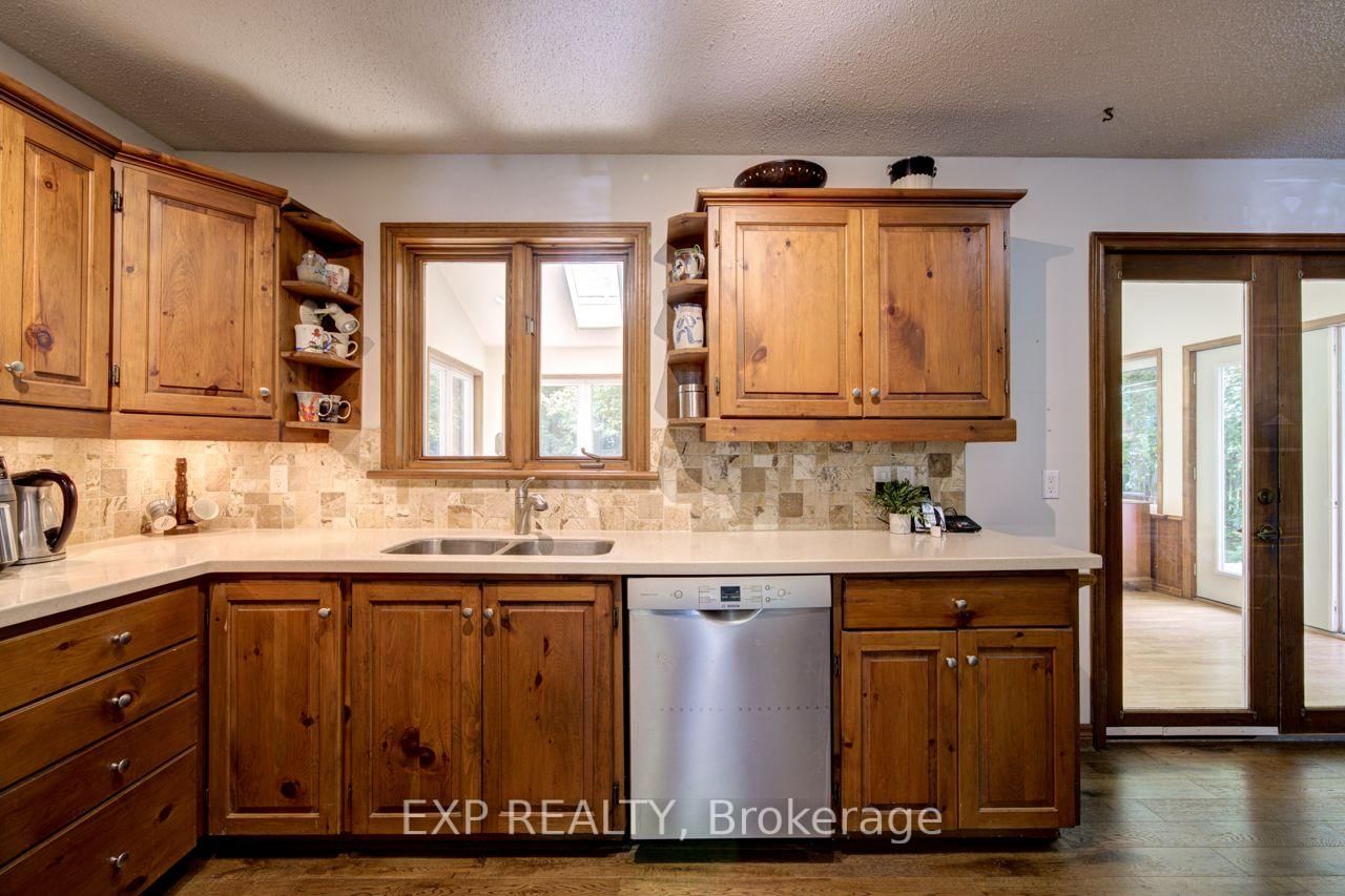 49 King Street W • Blue Mountains, ON photo 18