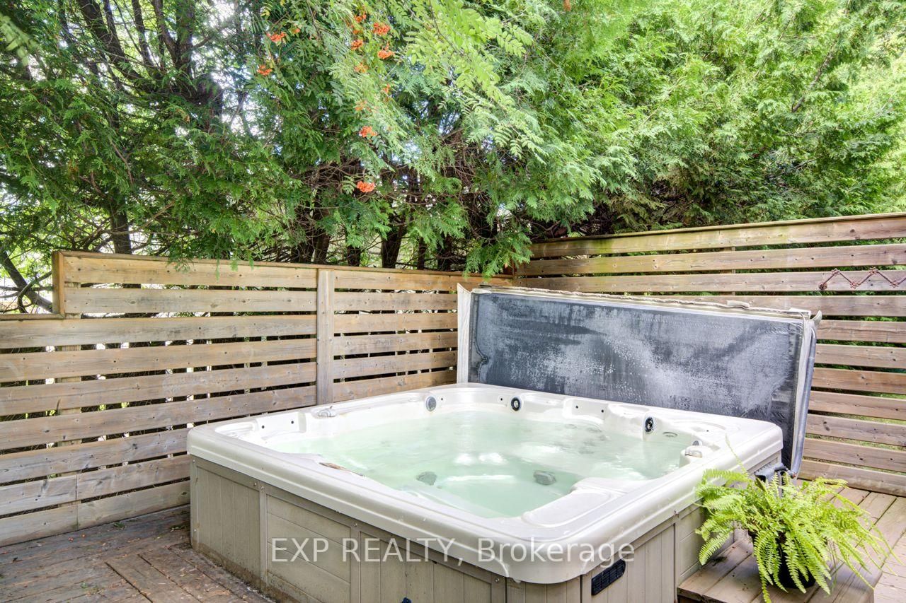 49 King Street W • Blue Mountains, ON photo 38