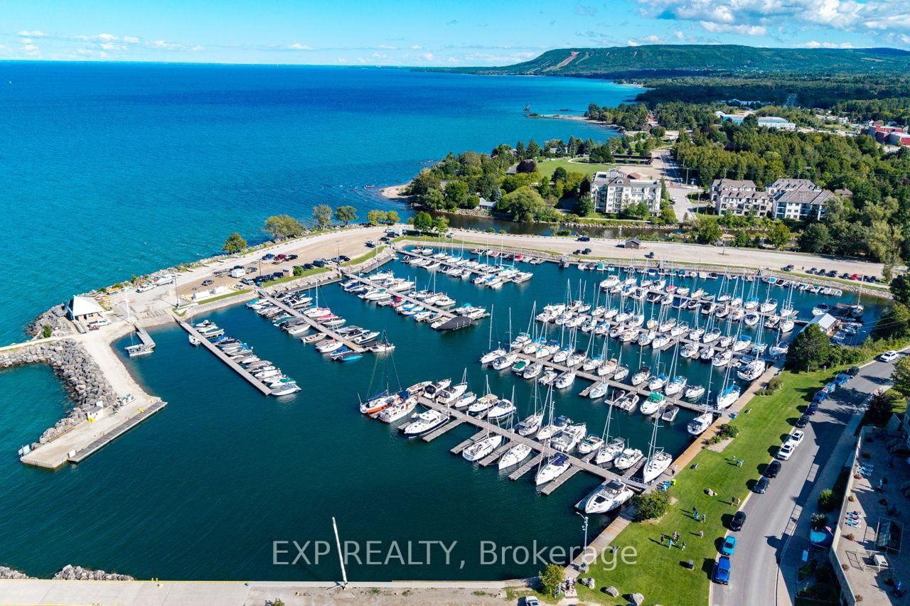 49 King Street W • Blue Mountains, ON photo 4