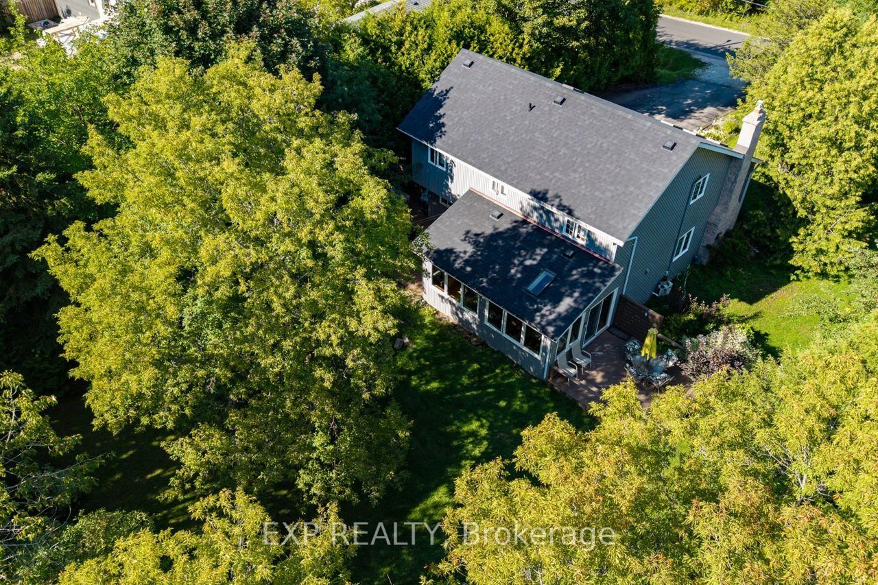 49 King Street W • Blue Mountains, ON photo 6