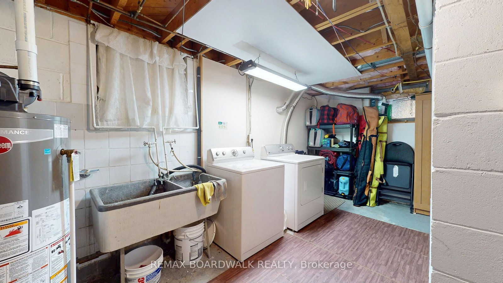 125 Front Avenue W • Brockville, ON photo 30