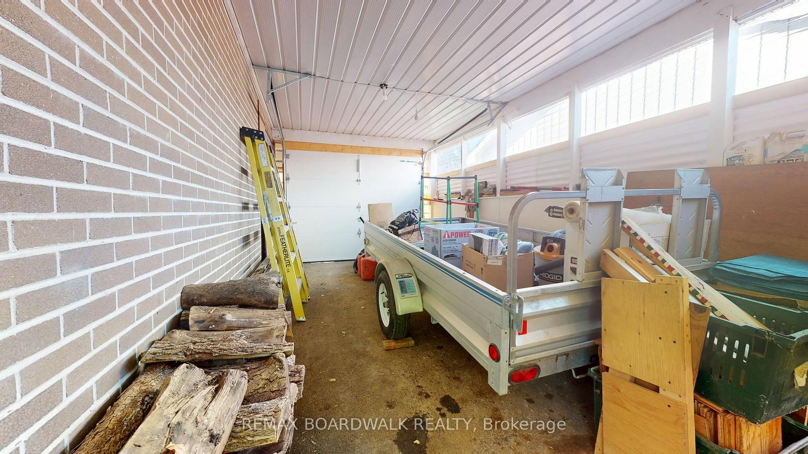 125 Front Avenue W • Brockville, ON photo 34