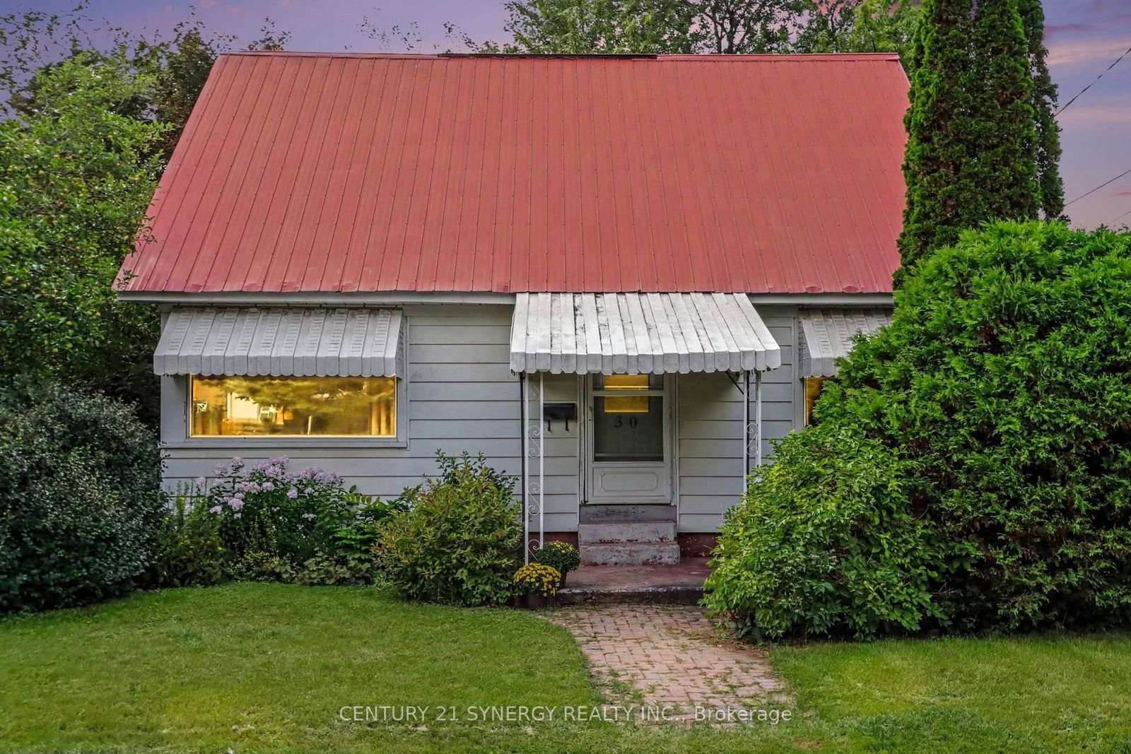 30 James Street • Smiths Falls, ON photo 1