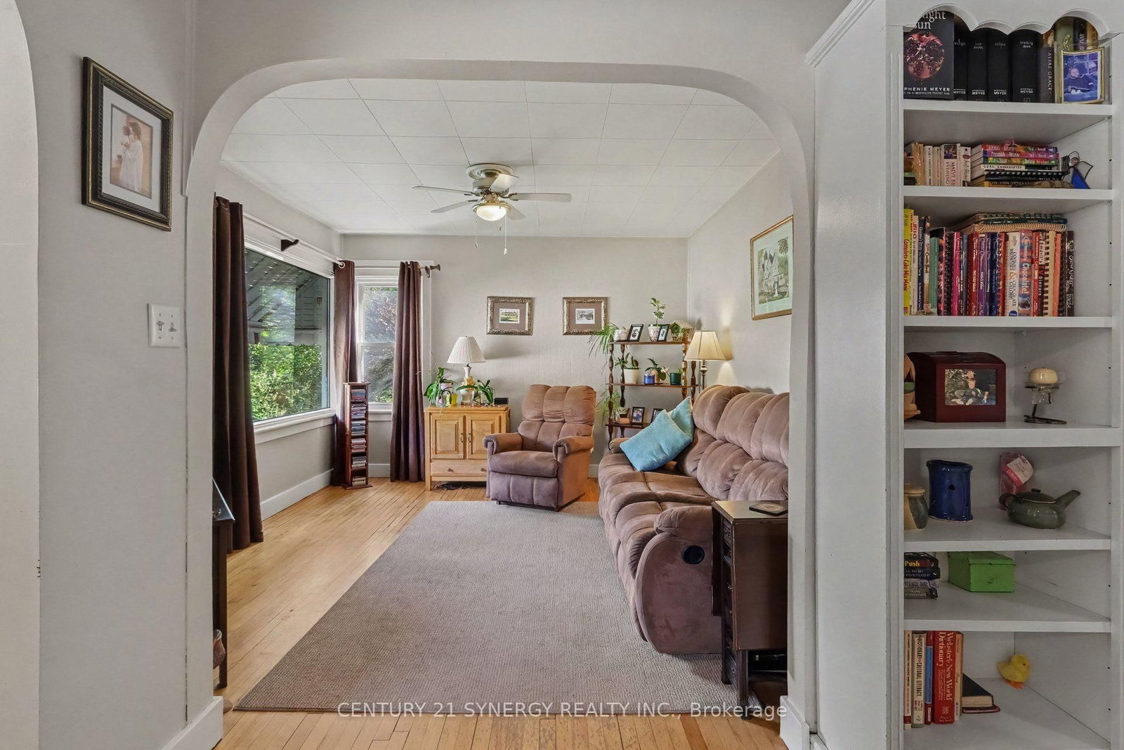 30 James Street • Smiths Falls, ON photo 4