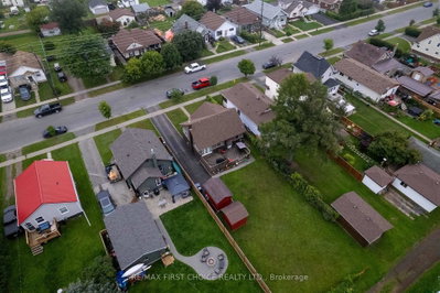 370 Mary Street E • Thunder Bay, ON photo 2