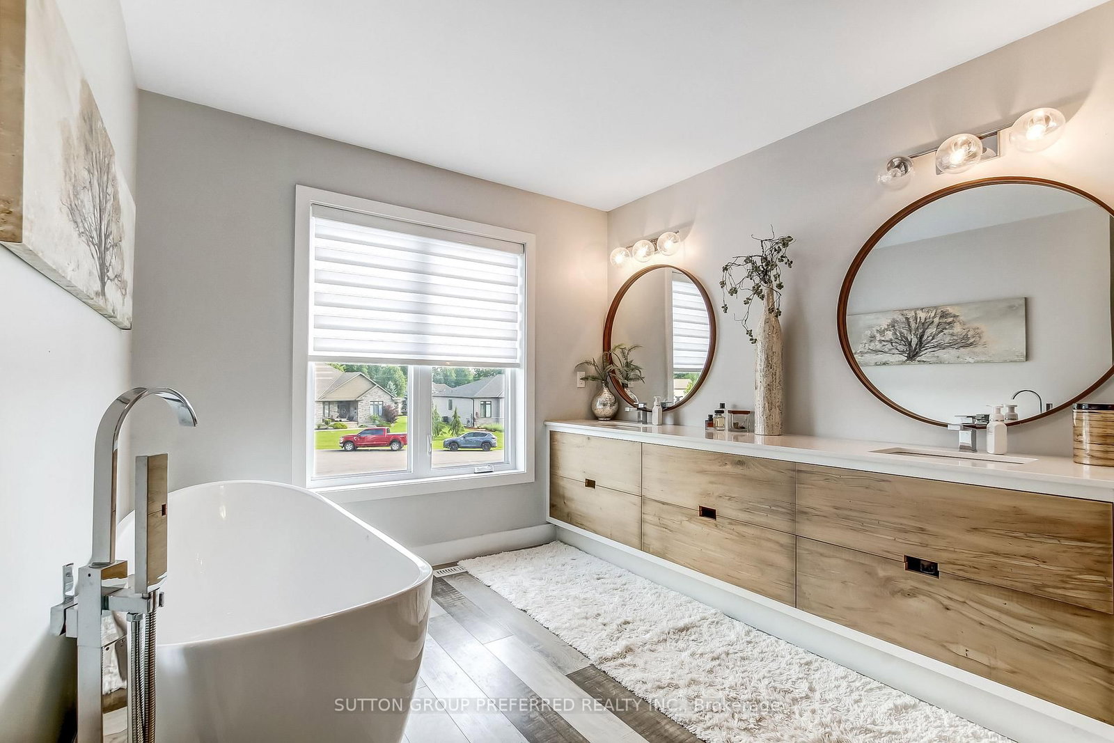 12 Grogast Court • Adelaide Metcalfe, ON photo 21