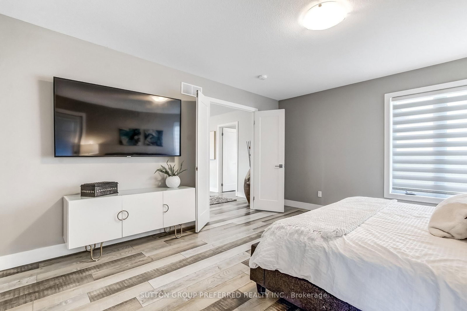12 Grogast Court • Adelaide Metcalfe, ON photo 25