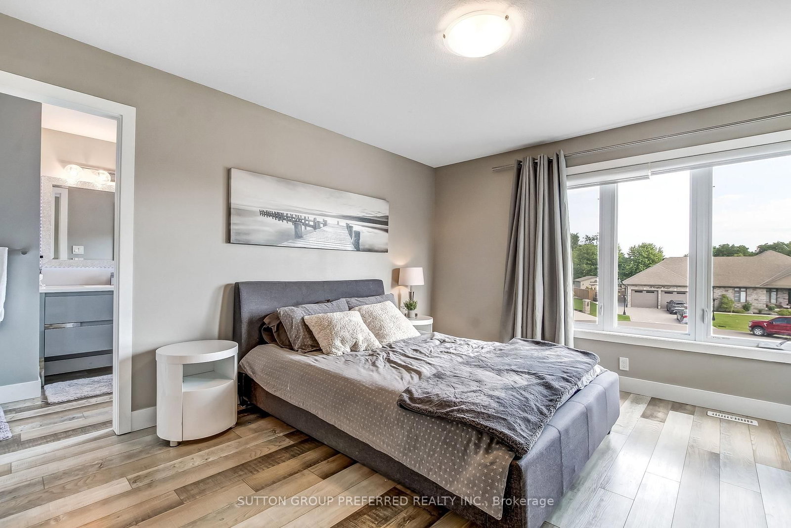 12 Grogast Court • Adelaide Metcalfe, ON photo 29