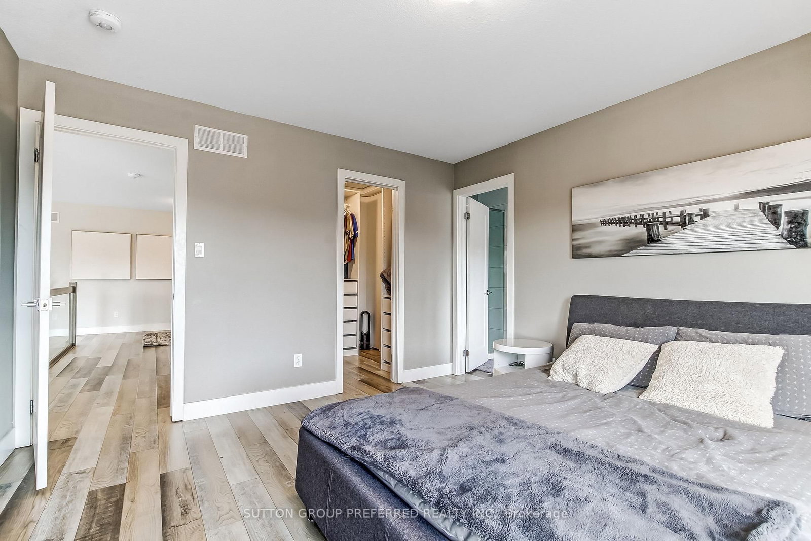 12 Grogast Court • Adelaide Metcalfe, ON photo 30