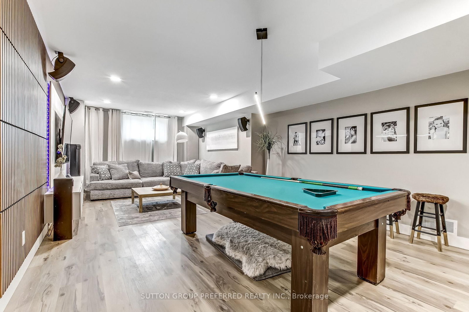 12 Grogast Court • Adelaide Metcalfe, ON photo 32