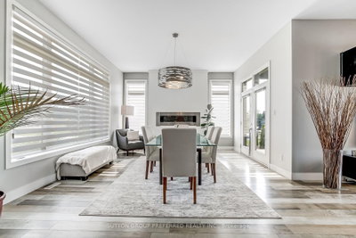 12 Grogast Court • Adelaide Metcalfe, ON photo 6