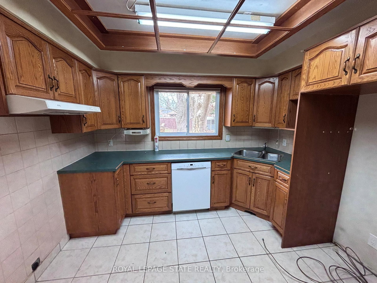 4 Beechwood Court • St. Catharines, ON photo 10