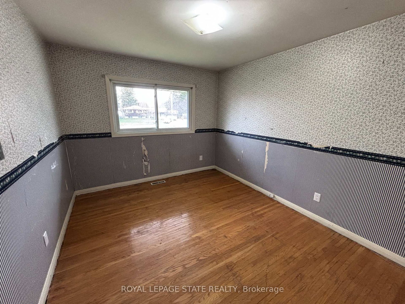 4 Beechwood Court • St. Catharines, ON photo 12
