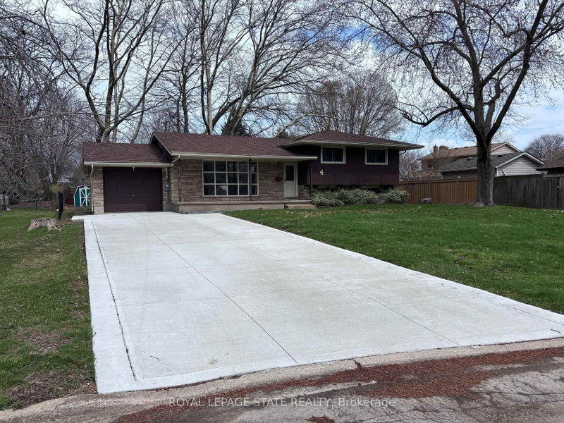 4 Beechwood Court